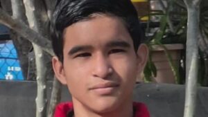 Thiếu niên tự kỷ Houston nhập viện sau khi bị giam giữ 11 Thiếu niên tự kỷ Houston nhập viện sau khi bị giam giữ