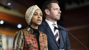 Dân Biểu Ilhan Omar Từ Chối Ghi Nhận Công Lao của Tổng Thống Trump về Thỏa Thuận Ngưng Bắn ở Gaza 20 Dân Biểu Ilhan Omar Từ Chối Ghi Nhận Công Lao của Tổng Thống Trump về Thỏa Thuận Ngưng Bắn ở Gaza