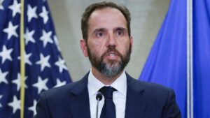 Chủ tịch Hạ viện Jim Jordan Yêu cầu Jack Smith Ra điều trần về 'cuộc điều tra Donald Trump mang tính đảng phái' 20 Chủ tịch Hạ viện Jim Jordan Yêu cầu Jack Smith Ra điều trần về ‘cuộc điều tra Donald Trump mang tính đảng phái’