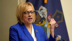 Thống Đốc Maine Tham Gia Cuộc Đua Vào Thượng Viện 19 Thống Đốc Maine Tham Gia Cuộc Đua Vào Thượng Viện