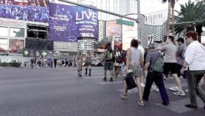 Du khách Las Vegas choáng váng vì giá cả cắt cổ, chuyên gia du lịch mách cách tiết kiệm 7 Du khách Las Vegas choáng váng vì giá cả cắt cổ, chuyên gia du lịch mách cách tiết kiệm