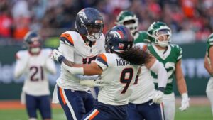 Broncos đánh bại Jets ở London 7 Broncos đánh bại Jets ở London