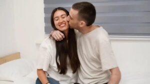 Đôi uyên ương bị Hamas bắt cóc ngày 7/10 tái hợp sau hơn hai năm giam cầm 8 Đôi uyên ương bị Hamas bắt cóc ngày 7/10 tái hợp sau hơn hai năm giam cầm