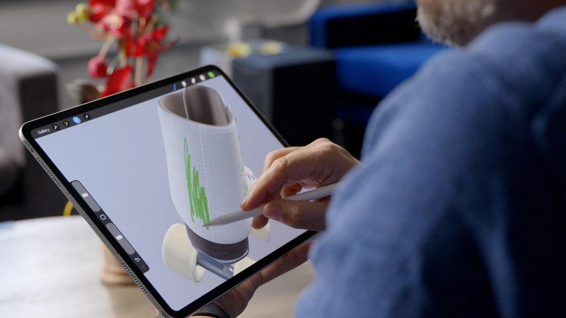 Đánh Giá iPad Pro M5: Gần Tới Gần Tương Lai Của Máy Mac 1 p1024967 mp4 00 00 38 02 still003