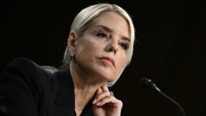 Quan chức Bộ Tư pháp Mỹ bất ngờ trước vụ truy tố Nữ Công tố viên New York 19 Quan chức Bộ Tư pháp Mỹ bất ngờ trước vụ truy tố Nữ Công tố viên New York