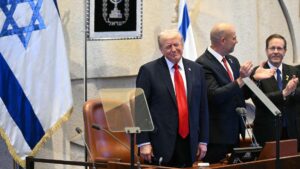 Tổng Thống Trump Tới Israel, Kêu Gọi 'Bình Minh Lịch Sử Của Một Trung Đông Mới' 15 Tổng Thống Trump Tới Israel, Kêu Gọi ‘Bình Minh Lịch Sử Của Một Trung Đông Mới’