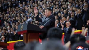 Kim Jong Un thề xây 'thiên đường xã hội chủ nghĩa' 7 Kim Jong Un thề xây ‘thiên đường xã hội chủ nghĩa’