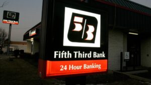 Fifth Third mua lại Comerica với giá 10.9 tỷ đô 3 Fifth Third mua lại Comerica với giá 10.9 tỷ đô