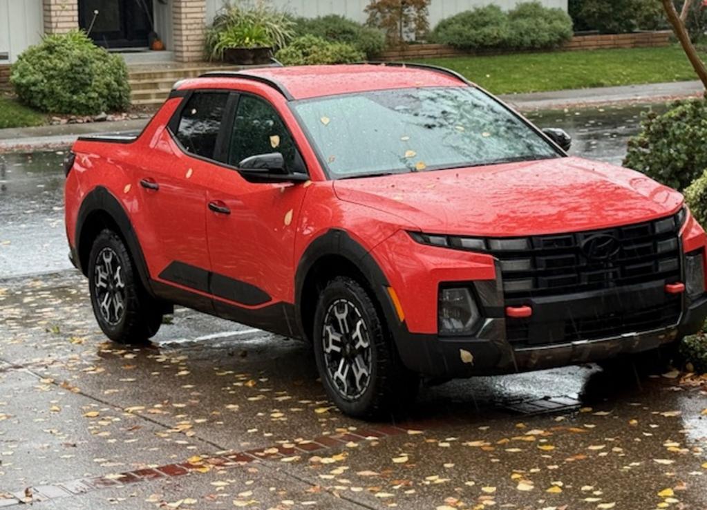 Đánh giá: Xe bán tải Hyundai nhỏ nhắn đầy hấp dẫn 1 11.23.25 Autopia