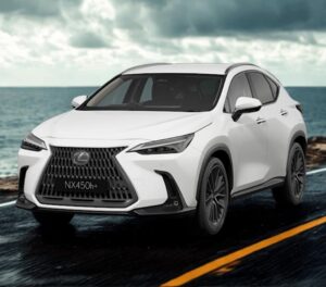 Phiên bản Lexus NX 450h+ Luxury Hybrid cắm sạc đối mặt thách thức SUV
