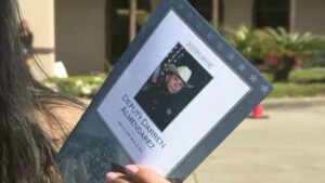 Tưởng Nhớ Cảnh Sát Hy Sinh Bằng Bức Tường Mới Tại Công Viên James Driver