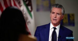 Thống đốc Newsom: Trump 'chơi xấu' trong vấn đề phân chia khu vực 11 Thống đốc Newsom: Trump ‘chơi xấu’ trong vấn đề phân chia khu vực