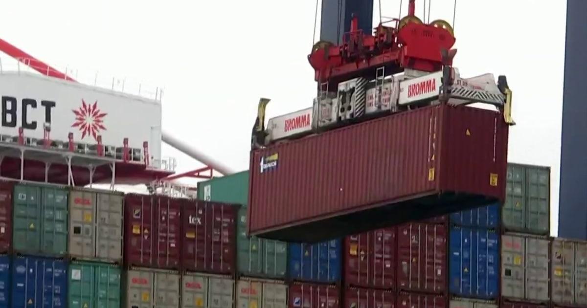 Tối Cao Pháp Viện Hoa Kỳ Chất Vấn Quyền Hạn Tổng Thống Trump Về Thuế Quan 1 1762386782795 nn lja scotus tariffs 251105 1920x1080 okjafu