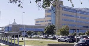 Quân đội Hoa Kỳ phản ứng trước cáo buộc bác sĩ bí mật quay phim phụ nữ 9 Quân đội Hoa Kỳ phản ứng trước cáo buộc bác sĩ bí mật quay phim phụ nữ