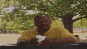 Gia đình tìm thấy sự an ủi sau 25 năm người đàn ông Houston mất tích 9 Gia đình tìm thấy sự an ủi sau 25 năm người đàn ông Houston mất tích