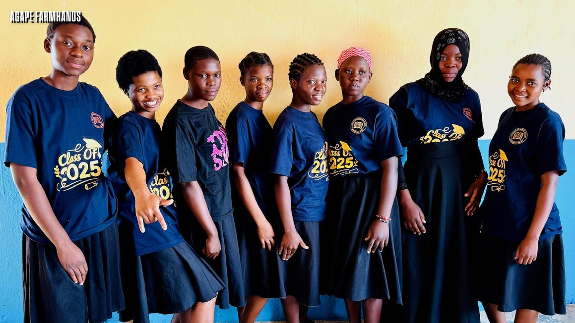 Tổ chức phi lợi nhuận California đầu tư vào giáo dục phụ nữ trẻ ở châu Phi 1 18046209 102025 localish AGD9019 AGAPEFARMHANDS KGO vid