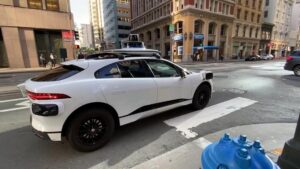 Xe tự lái Waymo sẽ có mặt tại các xa lộ ở Los Angeles, Vùng Vịnh San Francisco, Phoenix 4 Xe tự lái Waymo sẽ có mặt tại các xa lộ ở Los Angeles, Vùng Vịnh San Francisco, Phoenix