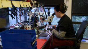 DriveSavers: Chuyên Gia Phục Hồi Dữ Liệu Bị Mất