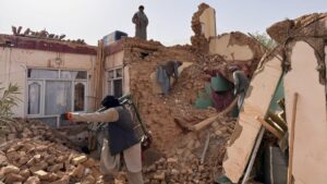 Động đất 6.3 độ richter tàn phá miền bắc Afghanistan, hàng trăm người thương vong 10 Động đất 6.3 độ richter tàn phá miền bắc Afghanistan, hàng trăm người thương vong