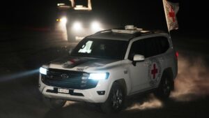 Israel Trao Trả 45 Thi Thể Người Palestine Sau Khi Hamas Hoàn Trả Di Hài Của 3 Binh Sĩ