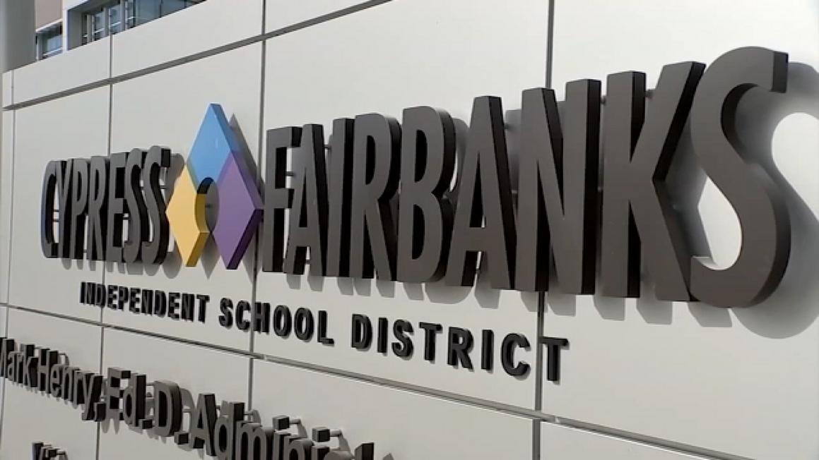 Thành Viên Mới Đắc Cử Hội Đồng Trường Cy-Fair ISD Có Thể Mang Lại Thay Đổi Lớn 1 18118309 110525 ktrk cy fair isd img