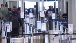 Sân Bay Bush Houston Xếp Hạng 16 Toàn Quốc Về Thời Gian Chờ Cất Cánh, Theo Nghiên Cứu 10 Sân Bay Bush Houston Xếp Hạng 16 Toàn Quốc Về Thời Gian Chờ Cất Cánh, Theo Nghiên Cứu