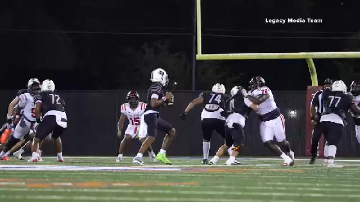 Tuyển thủ hàng đầu Texas tỏa sáng trong trận đấu cuối cùng 1 18130373 feature story QB GOW abc13