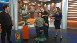 Tiệm hớt tóc mới ở SF tạo không gian thân thiện