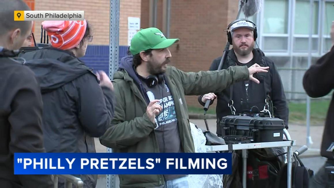 Phim ngắn 'Philly Pretzels' quay tại South Philly 1 18137456 111025 wpvi pretzel movie filming 5am vid