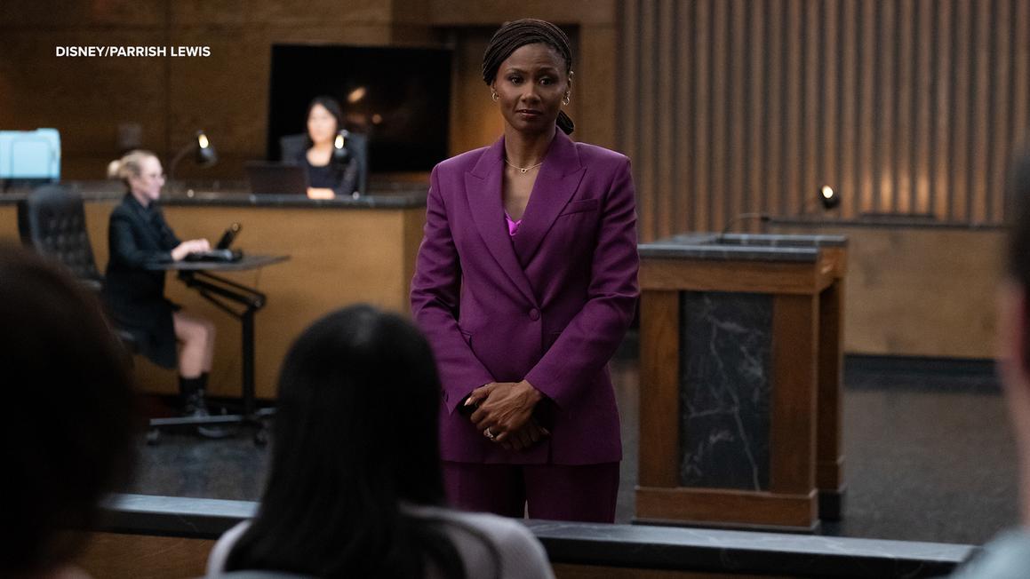 Dàn sao phim 'Reasonable Doubt' chia sẻ về tập cuối đầy căng thẳng 1 18148182 111125 otrc reasonabledoubtfinale img