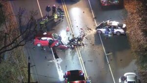 Tuyến Đường 206 Bị Đóng Cửa Hai Chiều Sau Vụ Tai Nạn Nghiêm Trọng Tại Southampton Township, Quận Burlington