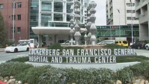 Mặt trái của lòng hảo tâm: Tiền bạc đi kèm điều kiện? 34 Mặt trái của lòng hảo tâm: Tiền bạc đi kèm điều kiện?