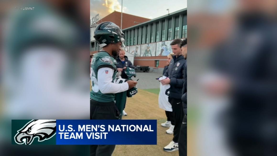 Ngôi sao Eagles gặp gỡ tuyển thủ Mỹ 1 18156261 111425 wpvi US Mens National Team Visit 4pm video CC vid
