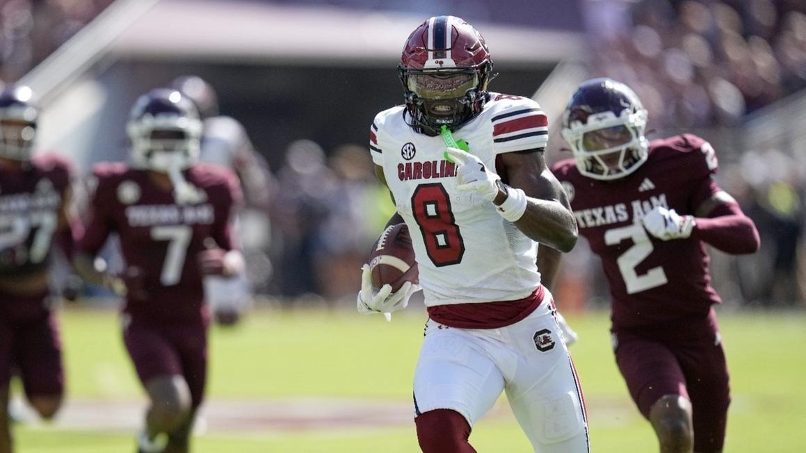 Trung sĩ DPS Texas bị đình chỉ công tác sau khi tiếp xúc với cầu thủ South Carolina, Texas A&M cho biết 1 18159206 111525 ktrk south carolina vs tamu college footbal img