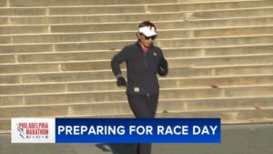 Người sống sót sau phình động mạch não tham gia giải Marathon Philadelphia 13 Người sống sót sau phình động mạch não tham gia giải Marathon Philadelphia