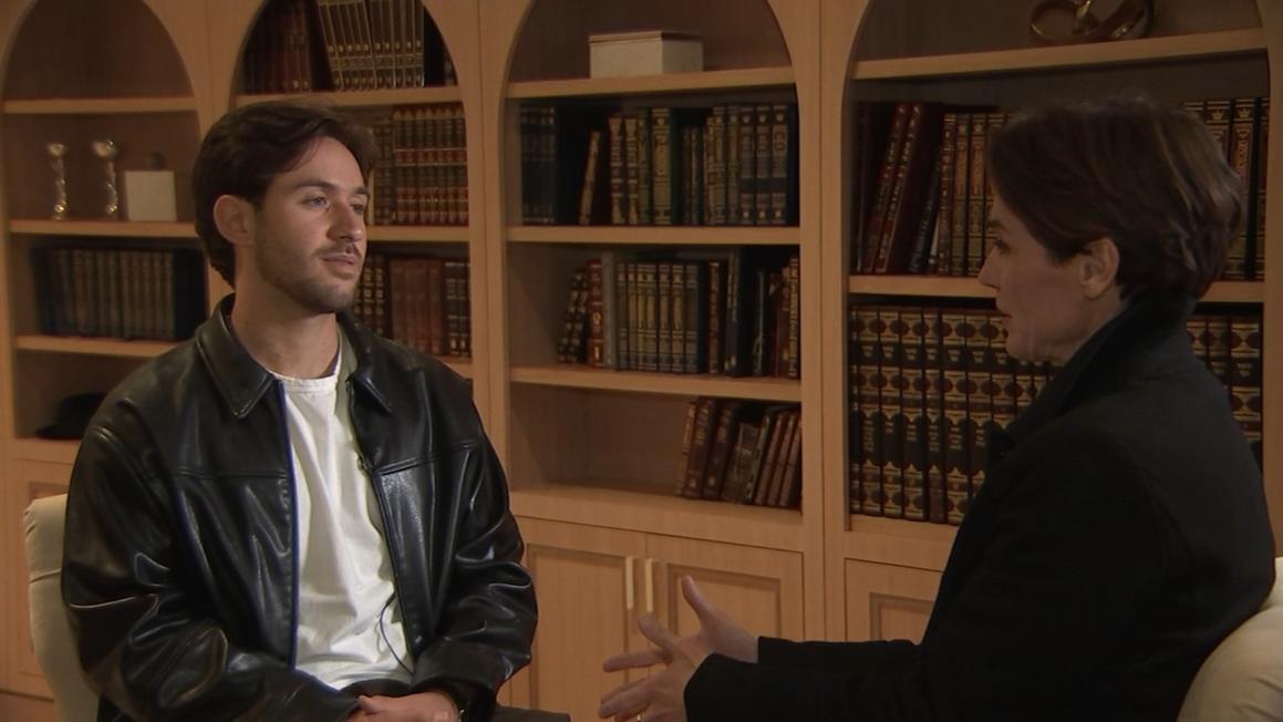 Cựu con tin Israel chia sẻ câu chuyện hy vọng sau 505 ngày bị Hamas giam giữ 1 18164928 111725 kgo israeli hostage img