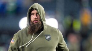 Lane Johnson của Eagles có thể vào danh sách chấn thương vì chấn thương chân 5 Lane Johnson của Eagles có thể vào danh sách chấn thương vì chấn thương chân
