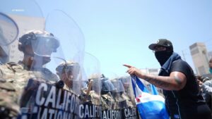 Vệ binh Quốc gia California rút quân khỏi Portland