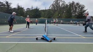 Thành phố Carmel xem xét cấm vĩnh viễn pickleball