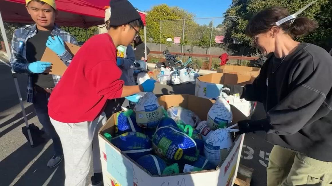 18193902 112225 kgo CLEAN holiday food drives vid