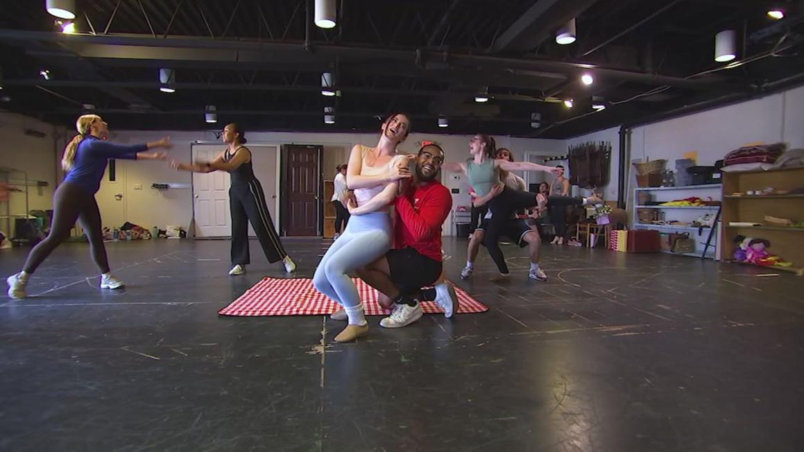 Vở nhạc kịch "Shrek" ra mắt tại Sân khấu Delaware Theatre Company 1 18213617 113025 WPVI LOVE ARTS