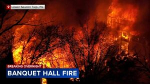 Cháy lớn thiêu rụi phòng tiệc ở Lower Saucon Township 19 Cháy lớn thiêu rụi phòng tiệc ở Lower Saucon Township