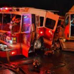 Bốn lính cứu hỏa Houston và tài xế xe đầu kéo nhập viện sau vụ tai nạn ở Montgomery County