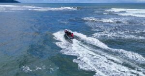 Luật sư quân sự hàng đầu nêu quan ngại pháp lý về các vụ tấn công tàu thuyền 5 Luật sư quân sự hàng đầu nêu quan ngại pháp lý về các vụ tấn công tàu thuyền