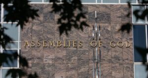 Các Mục Sư Assemblies of God Kêu Gọi Thay Đổi Sau Khi Giáo Hội Thất Bại Trong Việc Loại Bỏ Kẻ Lạm Dụng 10 Các Mục Sư Assemblies of God Kêu Gọi Thay Đổi Sau Khi Giáo Hội Thất Bại Trong Việc Loại Bỏ Kẻ Lạm Dụng