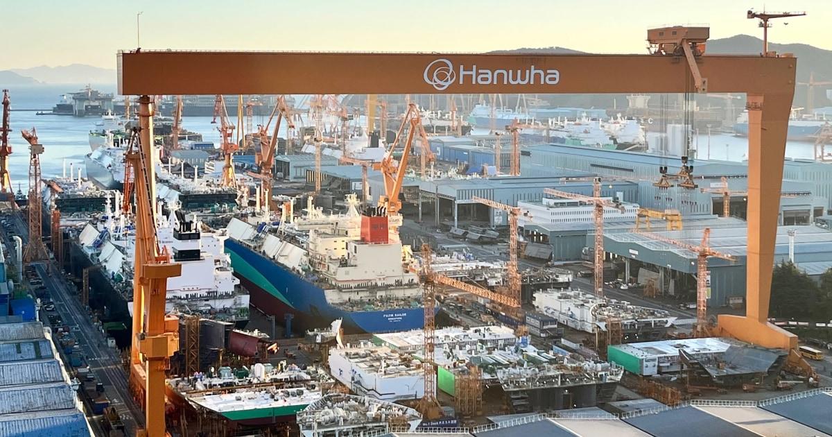 251031 Hanwha Oceans Geoje shipyard 2 rs ff937b