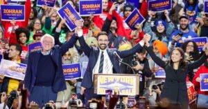 Kết Quả Khảo Sát: Giới Tư Bản Giảm Sút, Chủ Nghĩa Xã Hội Vẫn Chưa Được Ưa Chuộng