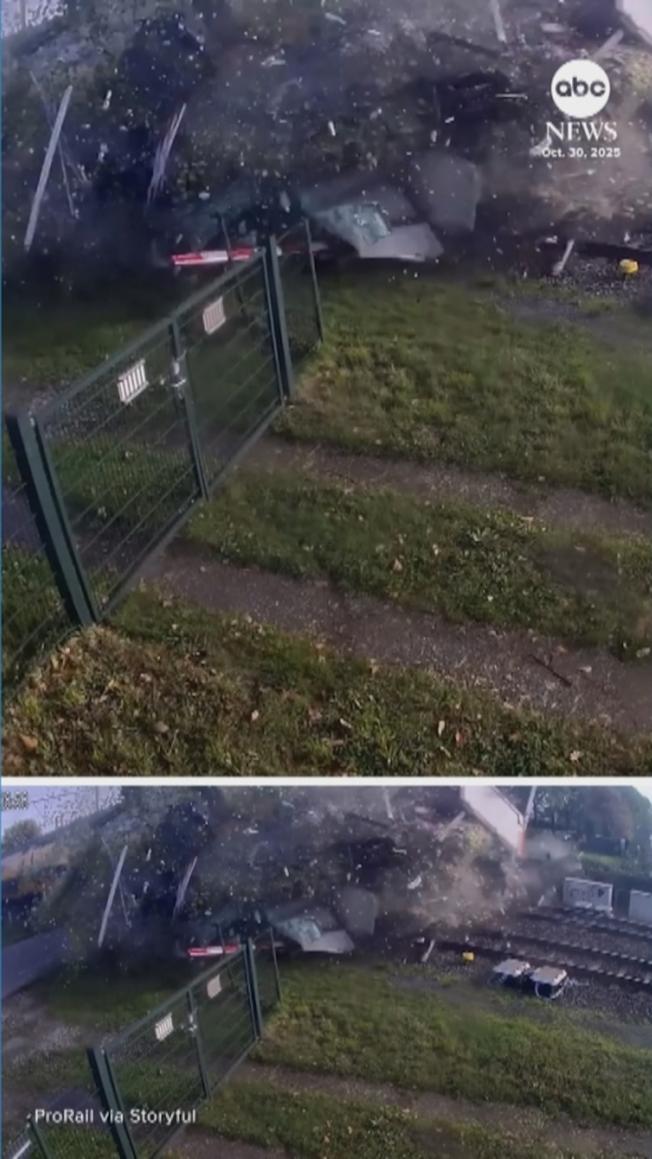 Tàu hỏa đâm xe tải mắc kẹt trên đường ray ở Hà Lan 1