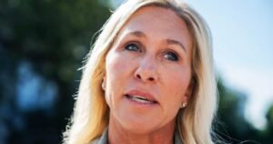 Marjorie Taylor Greene gọi việc Hạ viện không họp là ‘sự xấu hổ’