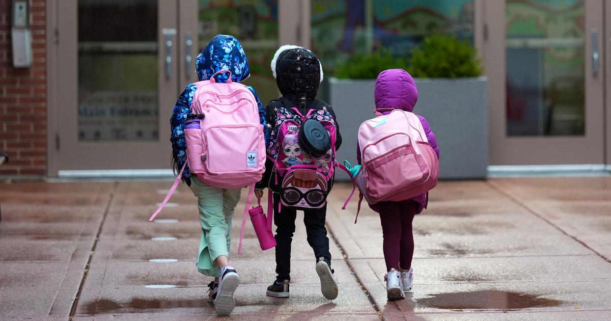 Cư dân Chicago tố cáo việc thực thi luật di trú khiến trẻ em bị hơi cay 1 251105 kids chicago gk 49aa0a